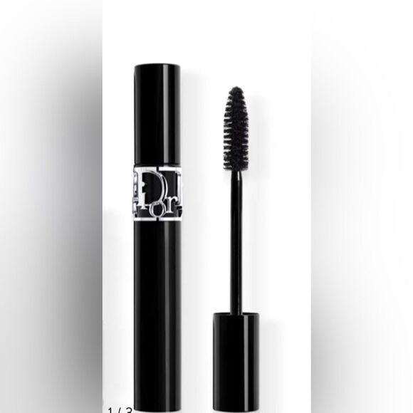 Dior Diorshow 24H Buildable Volume Mascara NEVER USED - Picture 1 of 6